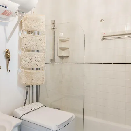 Welkeys - Mercier Apartament *
